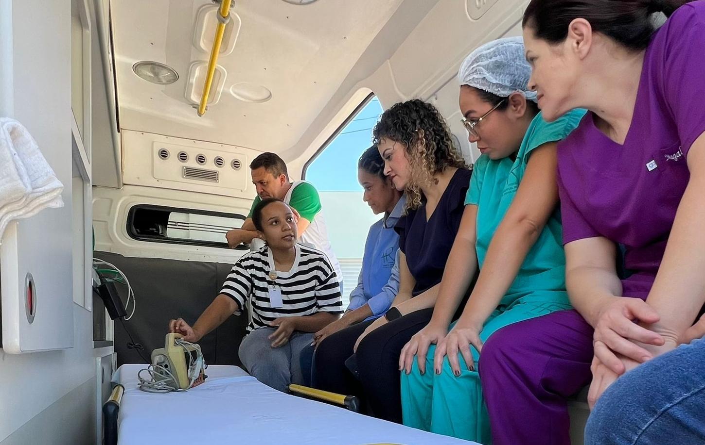 Capacitação integrada fortalece segurança no transporte de pacientes críticos