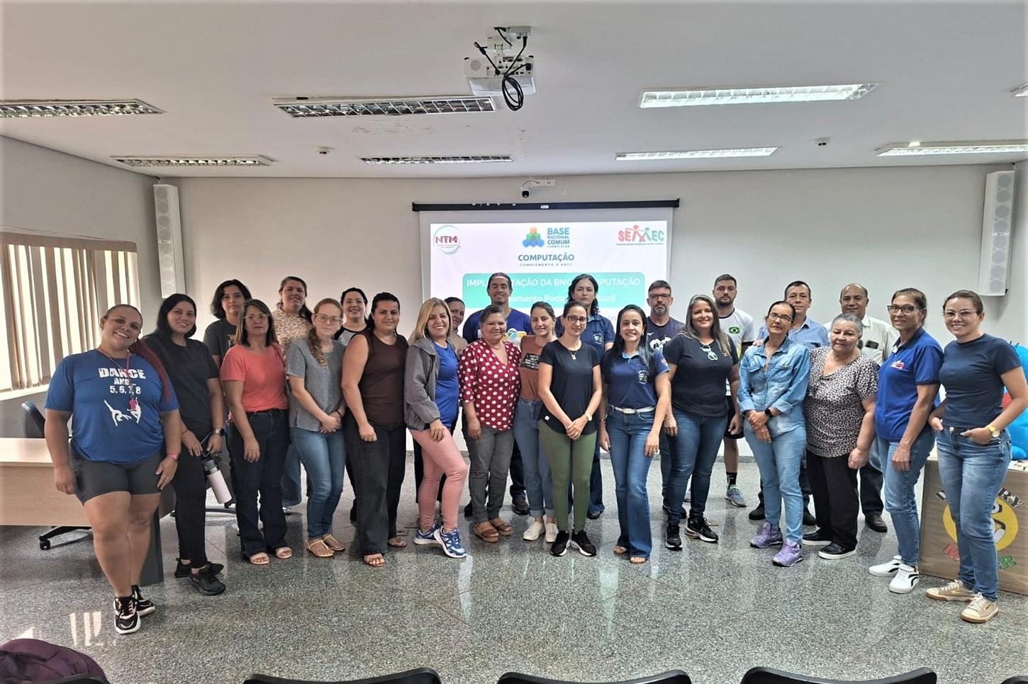 Educação de Nova Andradina avança na integração da tecnologia ao currículo escolar