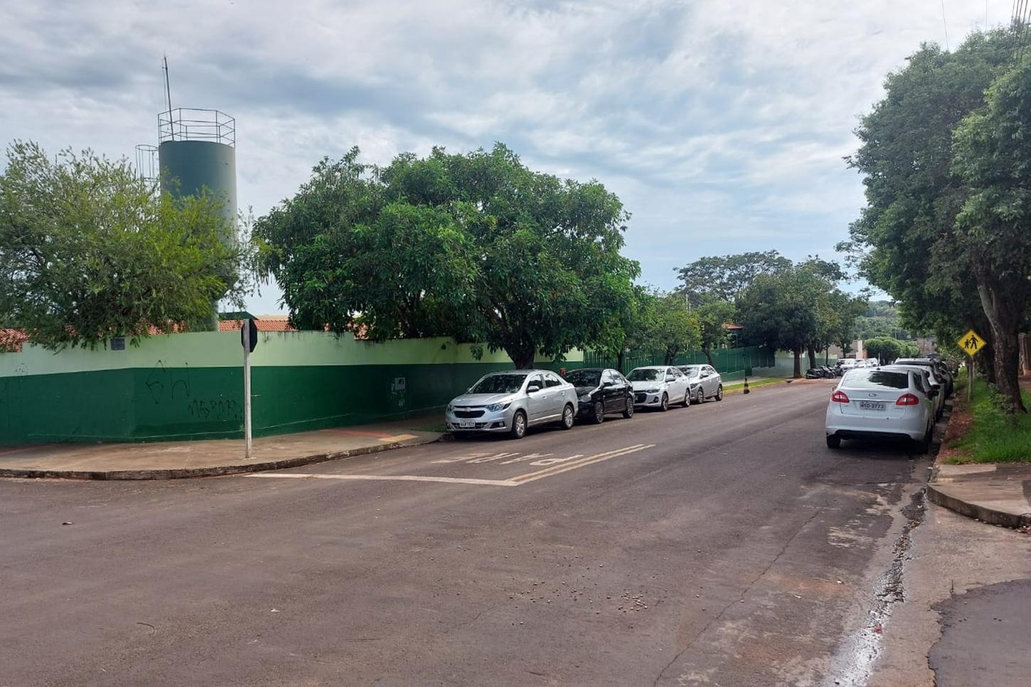 Adoção de mão única em vias próximas a escolas é pautada em indicações na Câmara