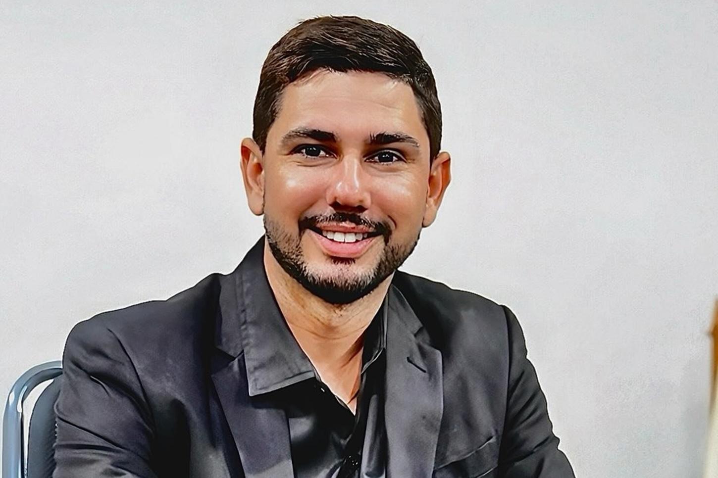 Parabéns para os aniversariantes desta segunda-feira, dia 27/04/2026