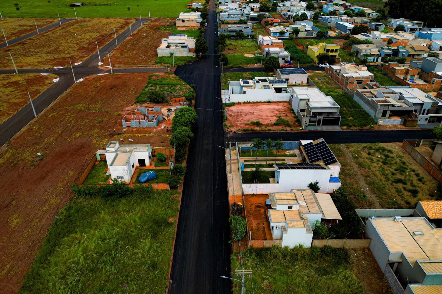 Recuperação asfáltica avança com frentes simultâneas em Nova Andradina