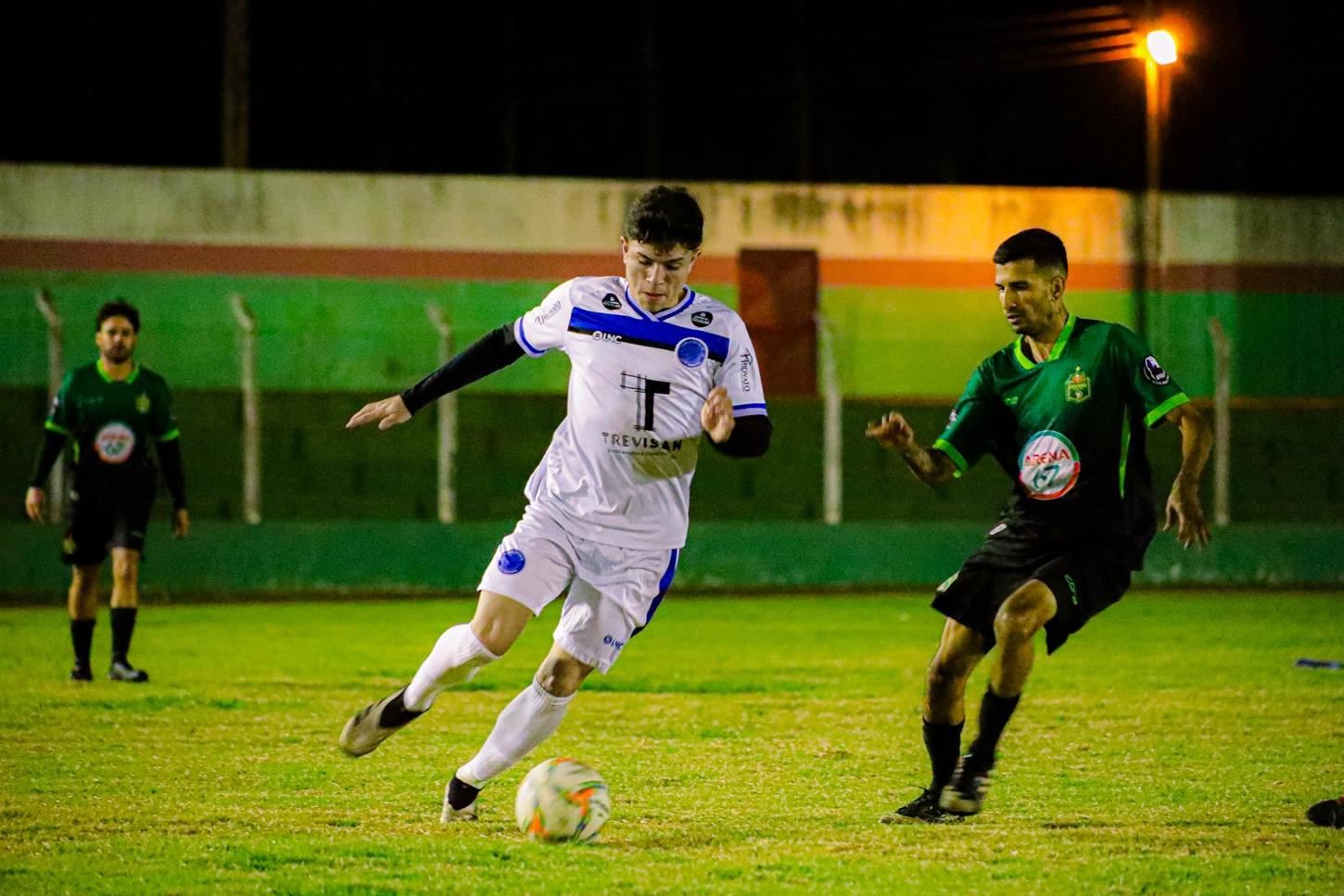 Campeonato Municipal de Futebol Society abriu temporada de grandes disputas nesta segunda-feira 