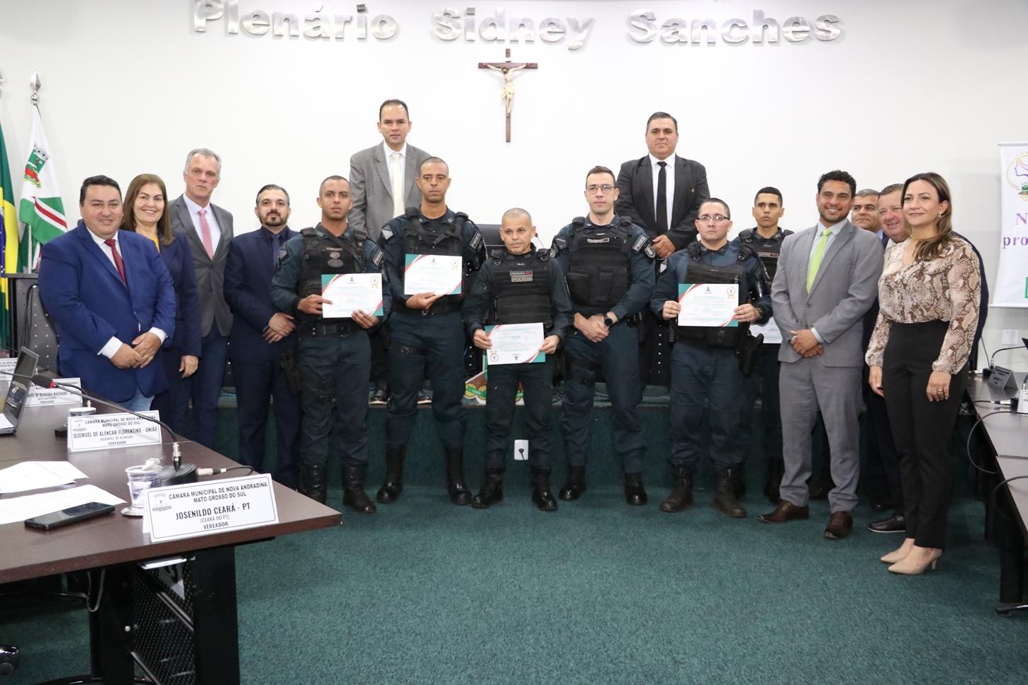 Câmara concede moção de parabenização a policiais por operação que libertou mãe e filha