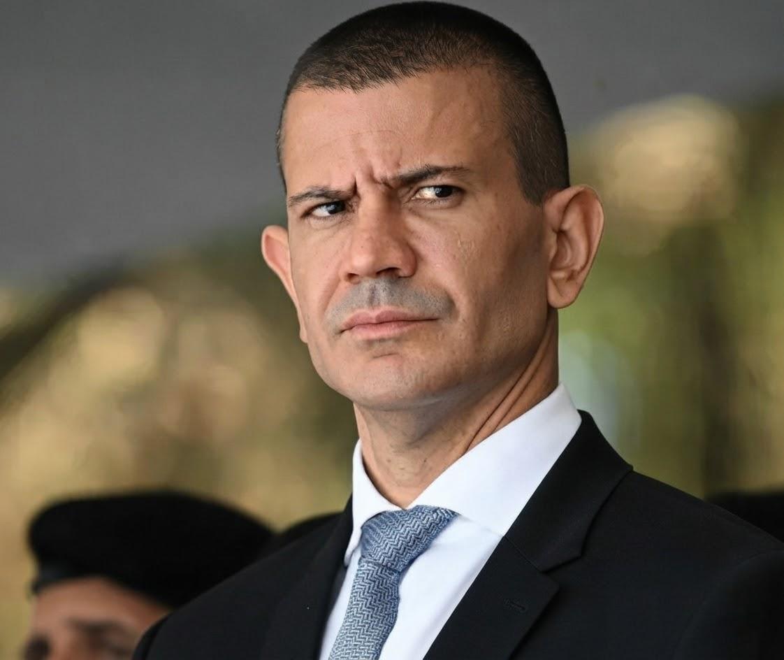 TSE anula votos de Garotinho, e Ruas vence governo do Rio no 1º turno 
