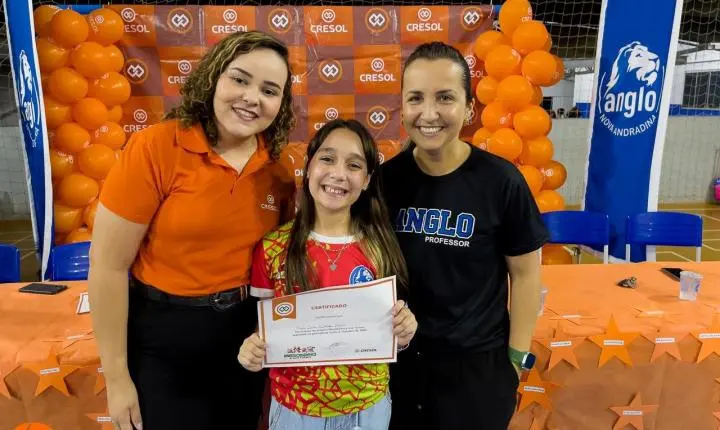 Alunos do Anglo Nova Andradina aprendem sobre finanças e cooperação através do projeto “Mesadinha e sua Turma” da Cresol 