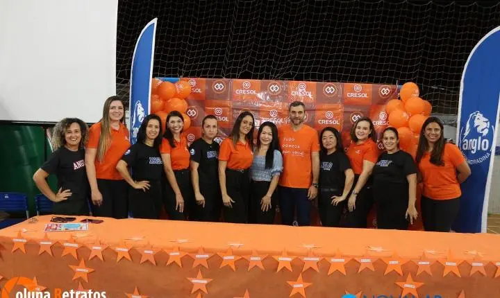 Alunos do Anglo Nova Andradina aprendem sobre finanças e cooperação através do projeto “Mesadinha e sua Turma” da Cresol 