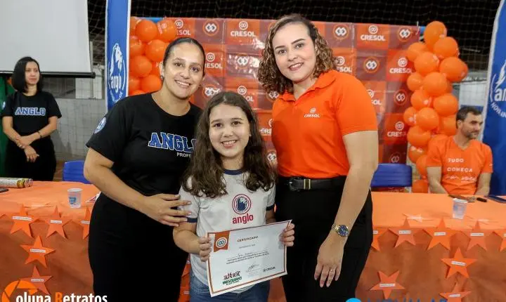 Alunos do Anglo Nova Andradina aprendem sobre finanças e cooperação através do projeto “Mesadinha e sua Turma” da Cresol 