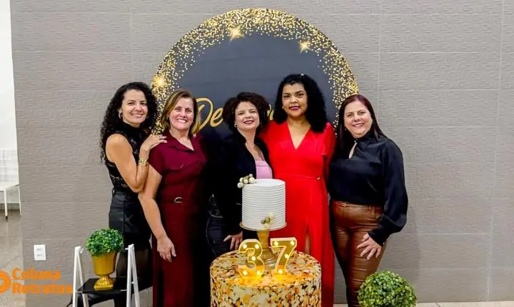 Aniversário da advogada Dra. Aline Diniz 