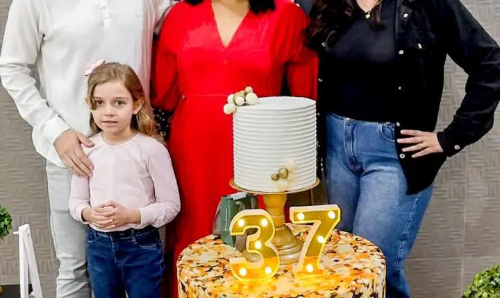 Aniversário da advogada Dra. Aline Diniz 