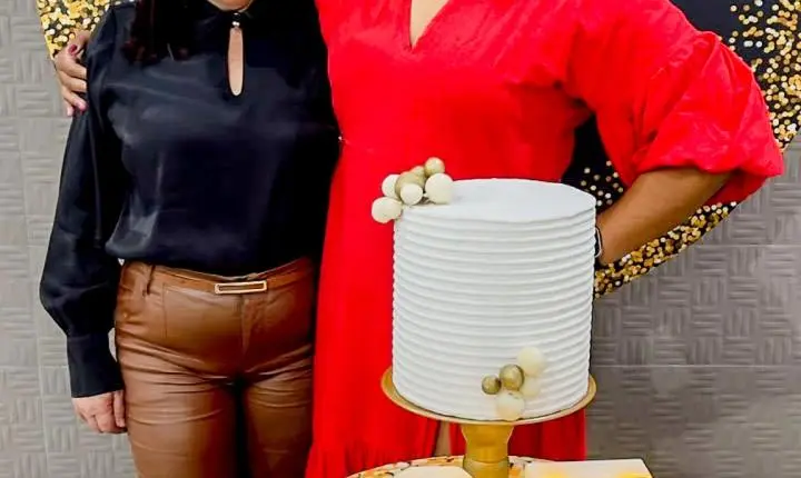 Aniversário da advogada Dra. Aline Diniz 