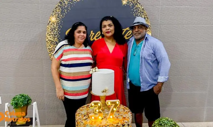 Aniversário da advogada Dra. Aline Diniz 