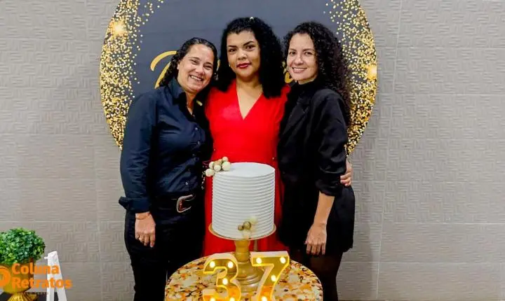 Aniversário da advogada Dra. Aline Diniz 