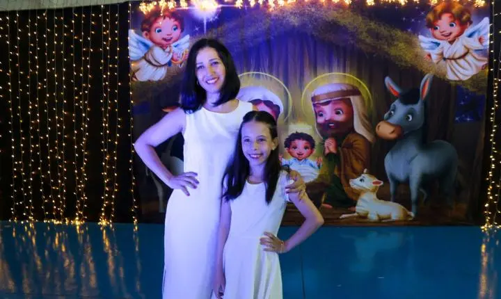 Apresentações de Natal encerram as atividades do ano letivo do colégio Anglo Nova Andradina 