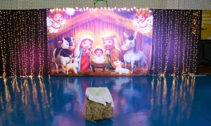 Apresentações de Natal encerram as atividades do ano letivo do colégio Anglo Nova Andradina 