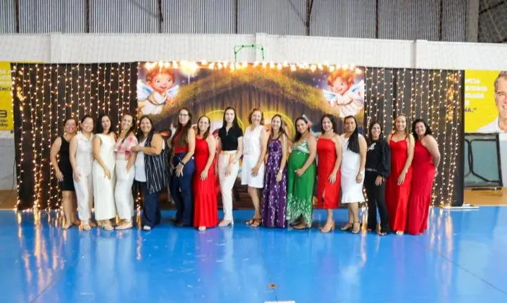 Apresentações de Natal encerram as atividades do ano letivo do colégio Anglo Nova Andradina 