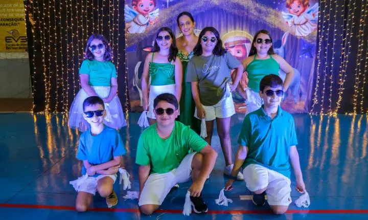 Apresentações de Natal encerram as atividades do ano letivo do colégio Anglo Nova Andradina 