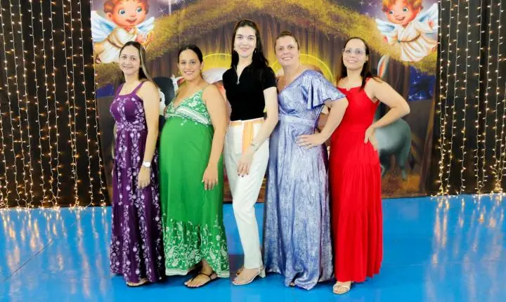 Apresentações de Natal encerram as atividades do ano letivo do colégio Anglo Nova Andradina 