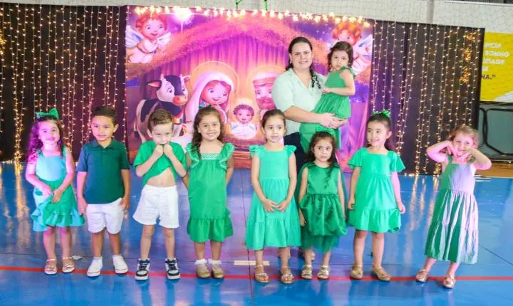 Apresentações de Natal encerram as atividades do ano letivo do colégio Anglo Nova Andradina 