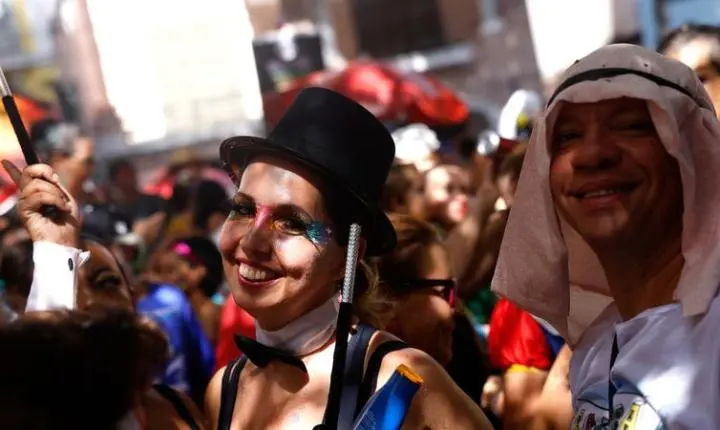 Carnaval não oficial abre pré-folia neste domingo no Rio