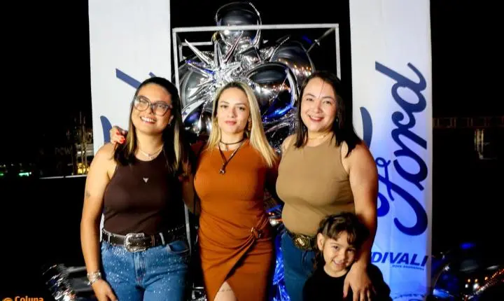 Confira as fotos da 1ª noite do camarote Raça Forte Ford Divali na 41ªExponan
