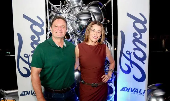 Confira as fotos da 1ª noite do camarote Raça Forte Ford Divali na 41ªExponan
