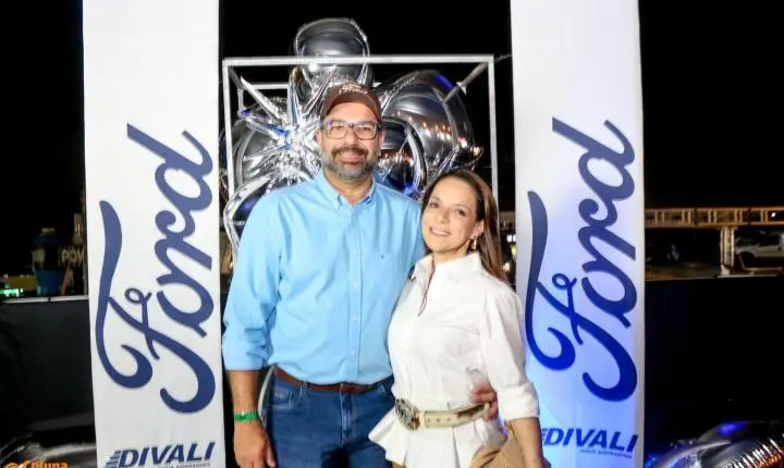 Confira as fotos da 1ª noite do camarote Raça Forte Ford Divali na 41ªExponan