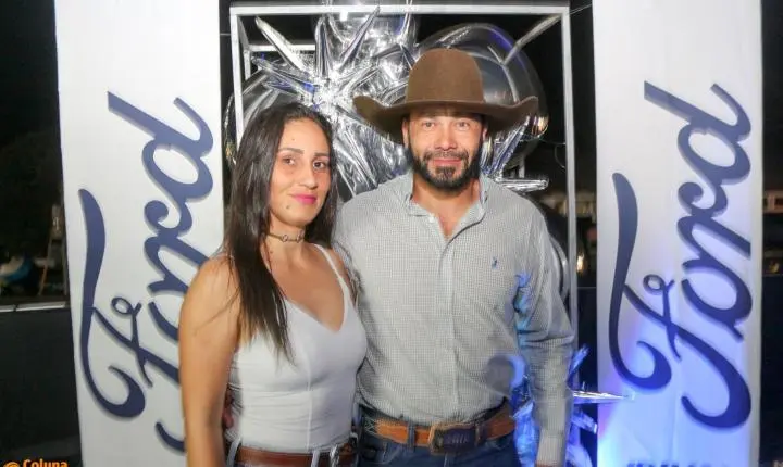 Confira as fotos da 1ª noite do camarote Raça Forte Ford Divali na 41ªExponan