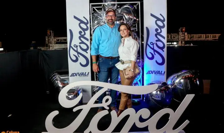 Confira as fotos da 1ª noite do camarote Raça Forte Ford Divali na 41ªExponan