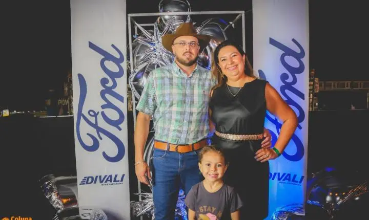 Confira as fotos da 1ª noite do camarote Raça Forte Ford Divali na 41ªExponan