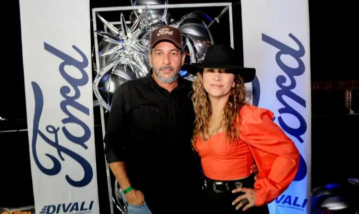 Confira as fotos da 1ª noite do camarote Raça Forte Ford Divali na 41ªExponan