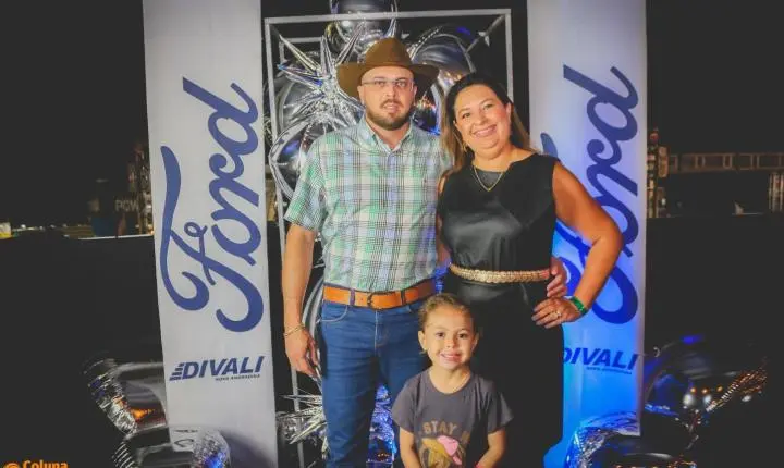 Confira as fotos da 1ª noite do camarote Raça Forte Ford Divali na 41ªExponan
