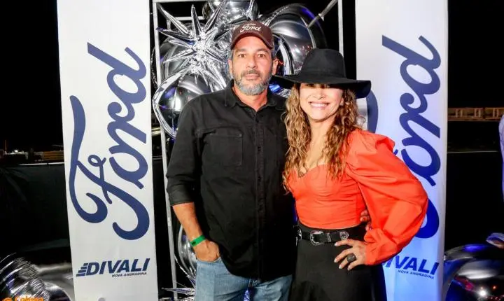 Confira as fotos da 1ª noite do camarote Raça Forte Ford Divali na 41ªExponan