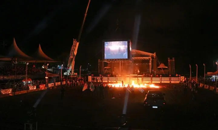 Confira as fotos do camarote raça forte - Ford Divali