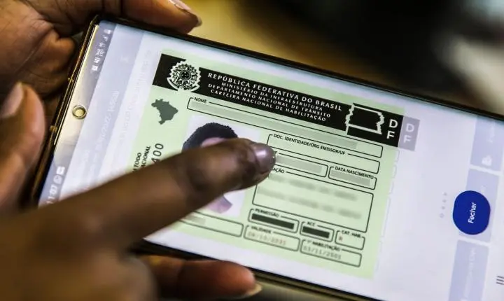 Dino nega pedido para suspender a renovação automática da CNH