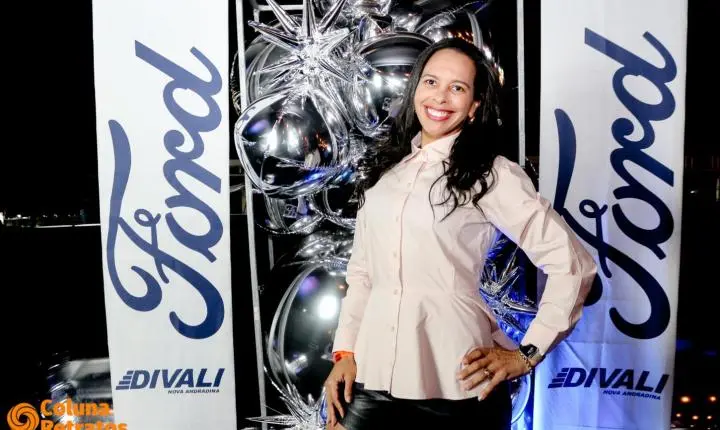 Fotos da 2ª noite do camarote Raça Forte - Ford Divali na 41ªExponan