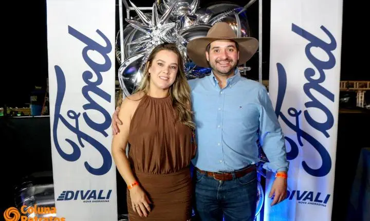 Fotos da 2ª noite do camarote Raça Forte - Ford Divali na 41ªExponan