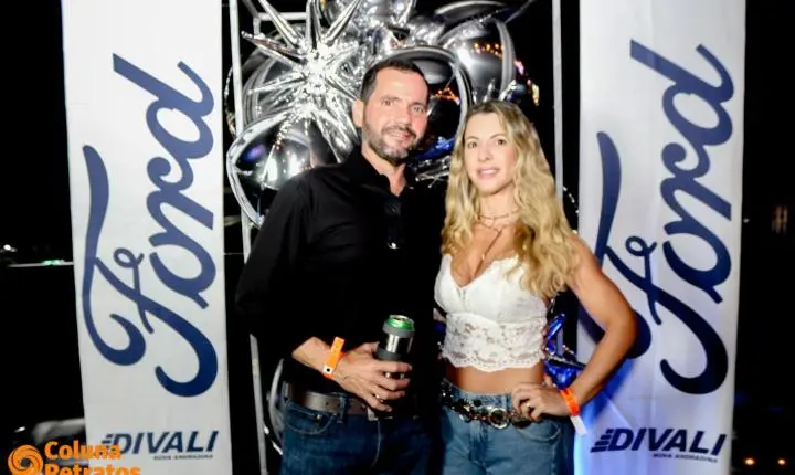 Fotos da 2ª noite do camarote Raça Forte - Ford Divali na 41ªExponan