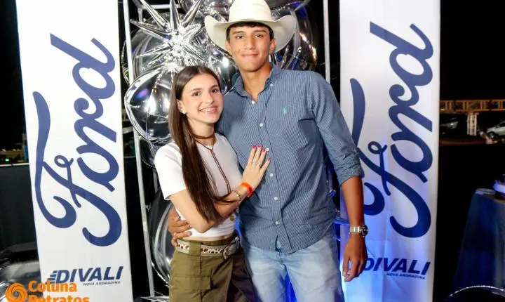 Fotos da 2ª noite do camarote Raça Forte - Ford Divali na 41ªExponan
