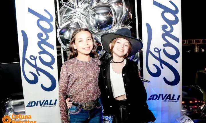 Fotos da 2ª noite do camarote Raça Forte - Ford Divali na 41ªExponan