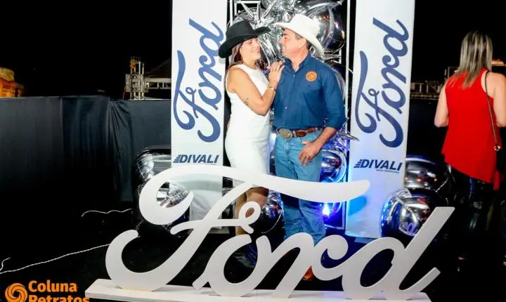 Fotos da 2ª noite do camarote Raça Forte - Ford Divali na 41ªExponan