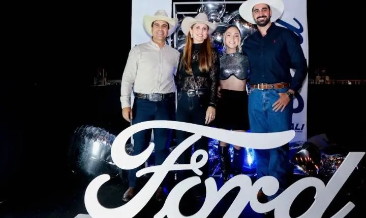 Fotos da 3ª e 4ª noite do camarote Raça Forte - Ford Divali na 41ªExponan