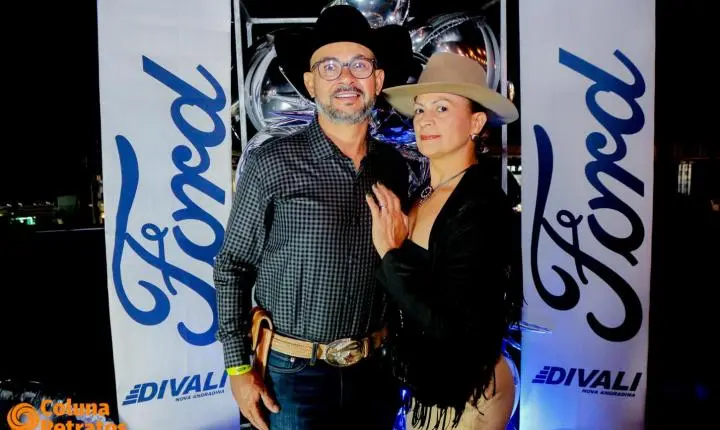 Fotos da 3ª noite do camarote Raça Forte - Ford Divali na 41ªExponan