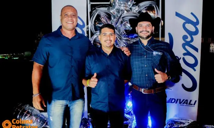 Fotos da 3ª noite do camarote Raça Forte - Ford Divali na 41ªExponan
