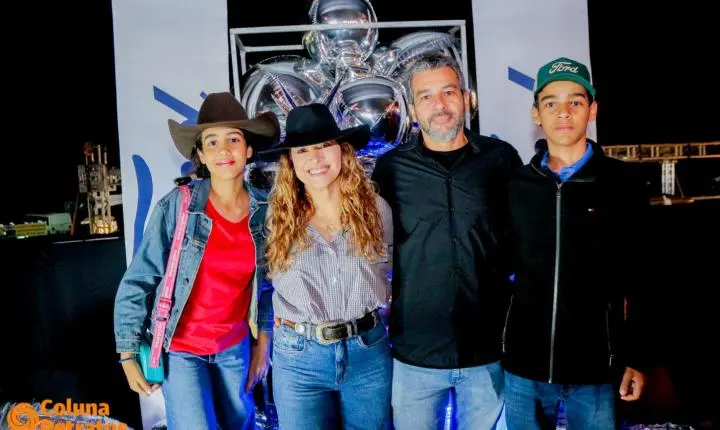 Fotos da 3ª noite do camarote Raça Forte - Ford Divali na 41ªExponan