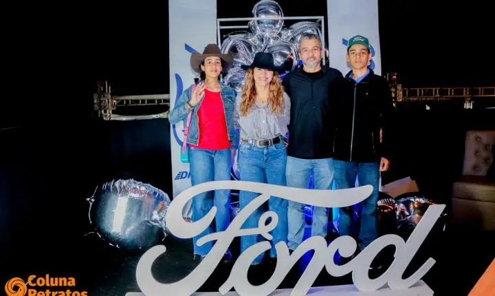 Fotos da 3ª noite do camarote Raça Forte - Ford Divali na 41ªExponan