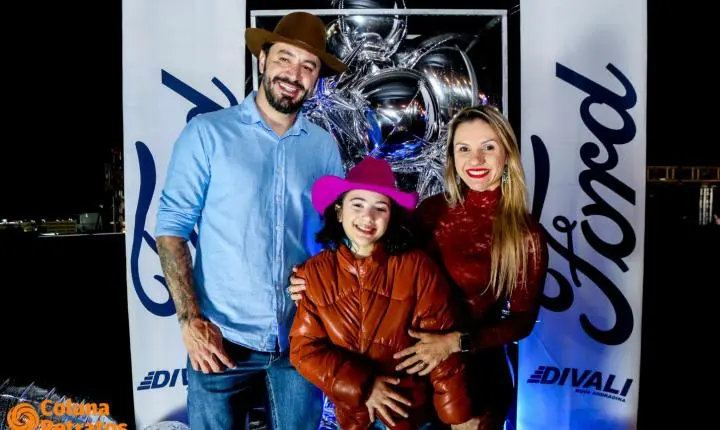 Fotos da 3ª noite do camarote Raça Forte - Ford Divali na 41ªExponan