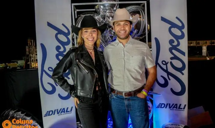 Fotos da 3ª noite do camarote Raça Forte - Ford Divali na 41ªExponan