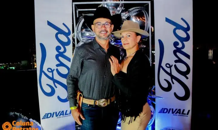 Fotos da 3ª noite do camarote Raça Forte - Ford Divali na 41ªExponan