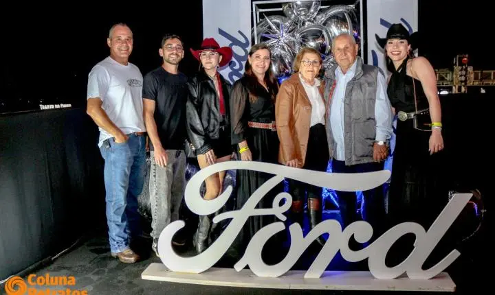 Fotos da 3ª noite do camarote Raça Forte - Ford Divali na 41ªExponan