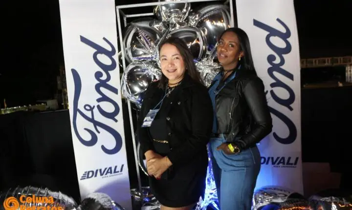 Fotos da 3ª noite do camarote Raça Forte - Ford Divali na 41ªExponan